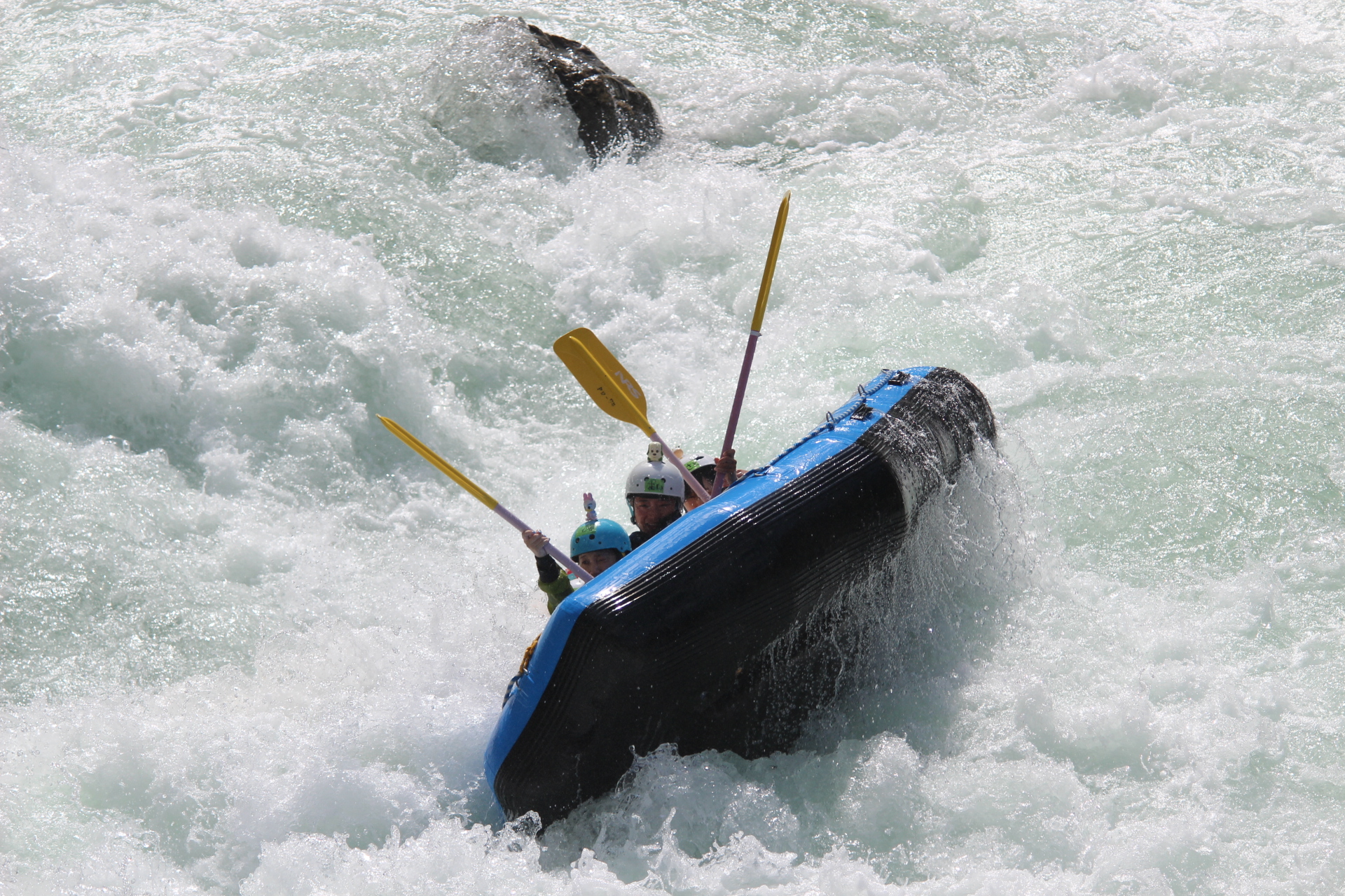 吉野川ラフティング,徳島ラフティング,四国観光,水遊び,思い出,ラフティング