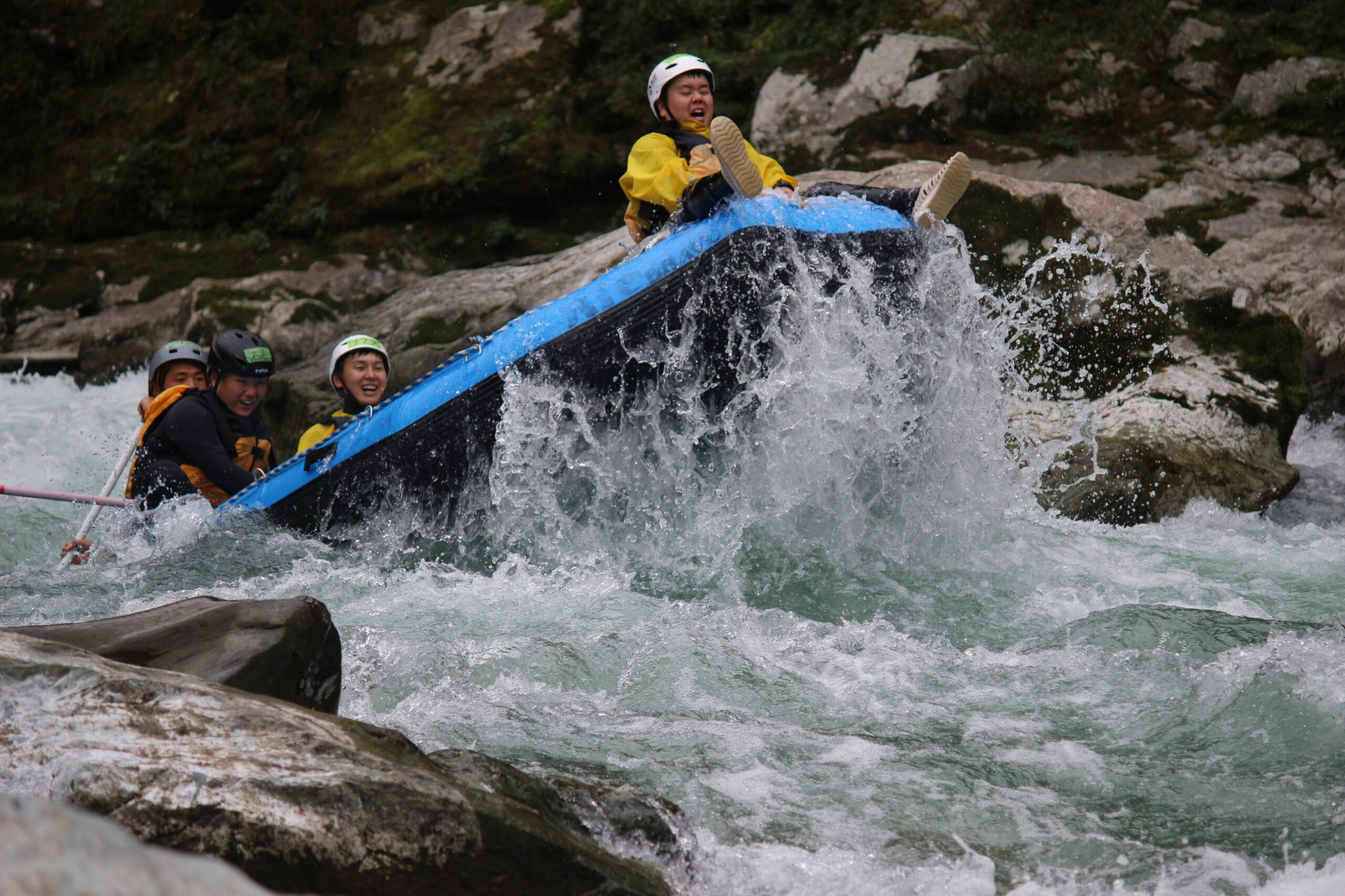 四国，小歩危，大歩危，ラフティング，徳島ラフティング，徳島，高知，吉野川ラフティング，水遊び，思い出，飛び込み，夏休み