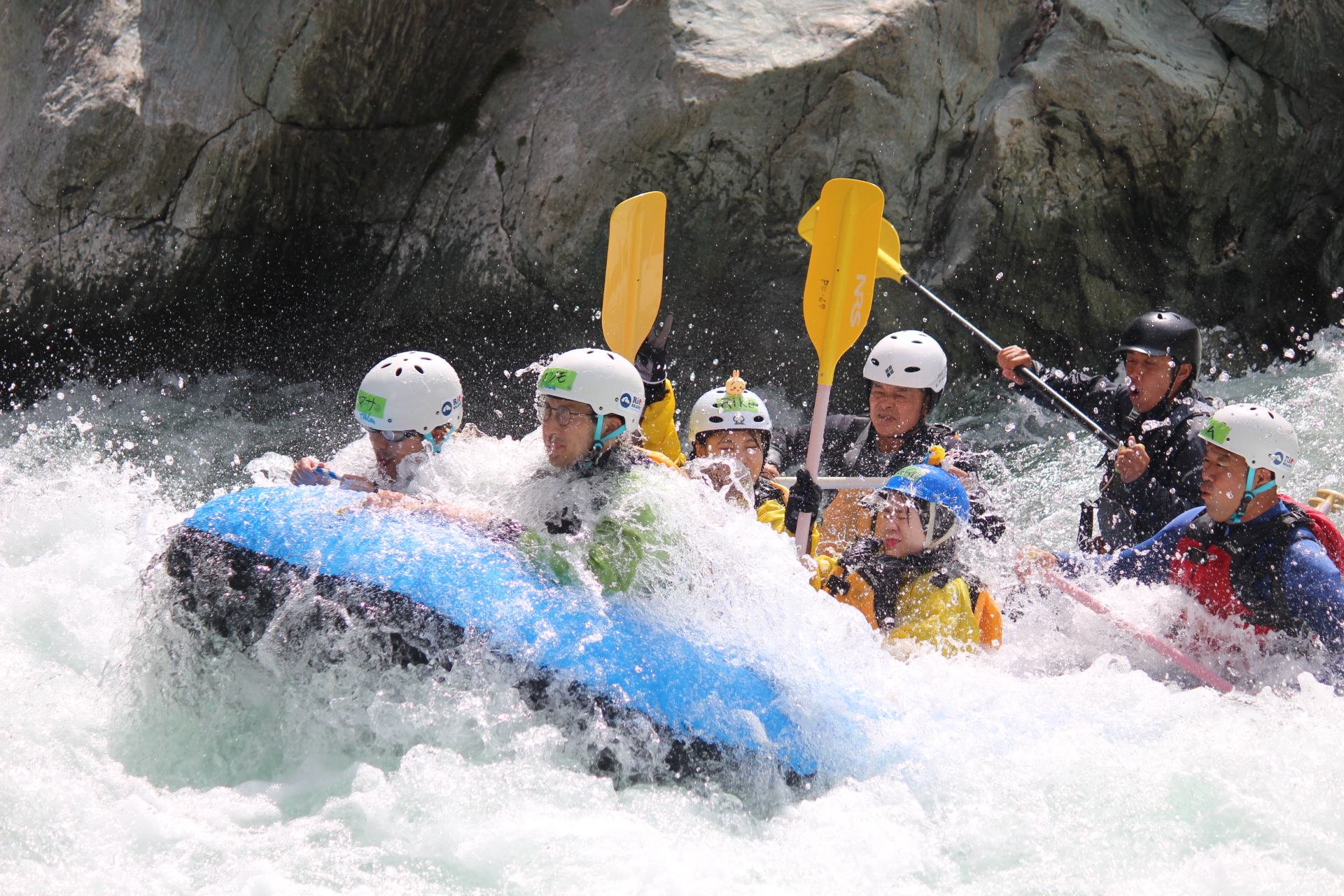 四国，小歩危，大歩危，ラフティング，徳島ラフティング，徳島，高知，吉野川ラフティング，水遊び，思い出，飛び込み，夏休み