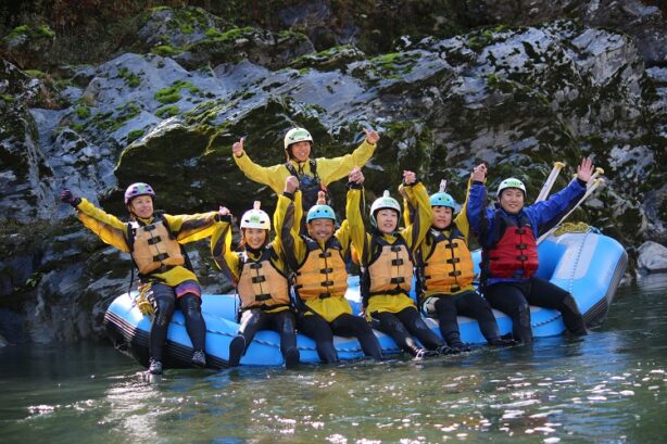 吉野川ラフティング,徳島ラフティング,四国観光,水遊び,思い出,ラフティング