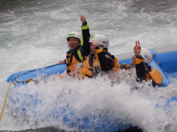 吉野川ラフティング,徳島ラフティング,四国観光,水遊び,思い出,ラフティング