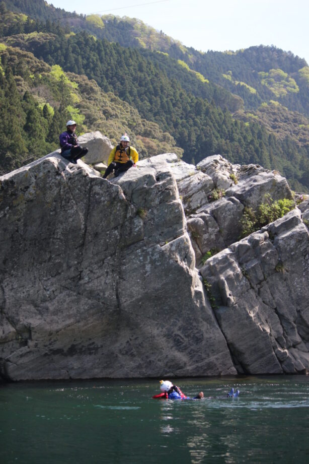 吉野川ラフティング,徳島ラフティング,四国観光,水遊び,思い出,ラフティング