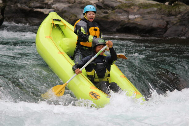 徳島県と高知県を流れる吉野川小歩危に挑む猛者たち。ダッキーで吉野川の激流にチャレンジ①